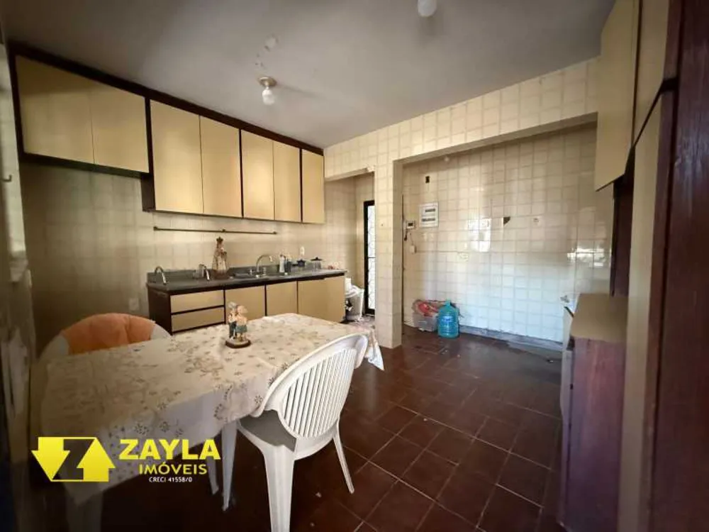 Casa, 3 quartos, 240 m² - Foto 23