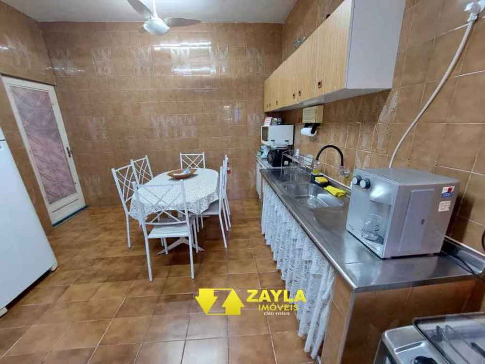 Casa, 4 quartos, 134 m² - Foto 2