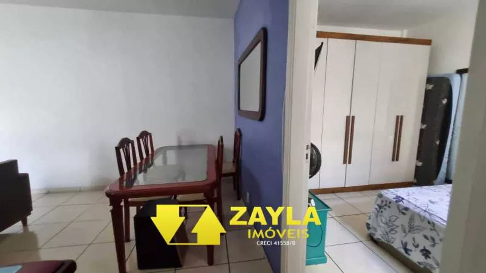 Apartamento à venda com 2 quartos, 79m² - Foto 4