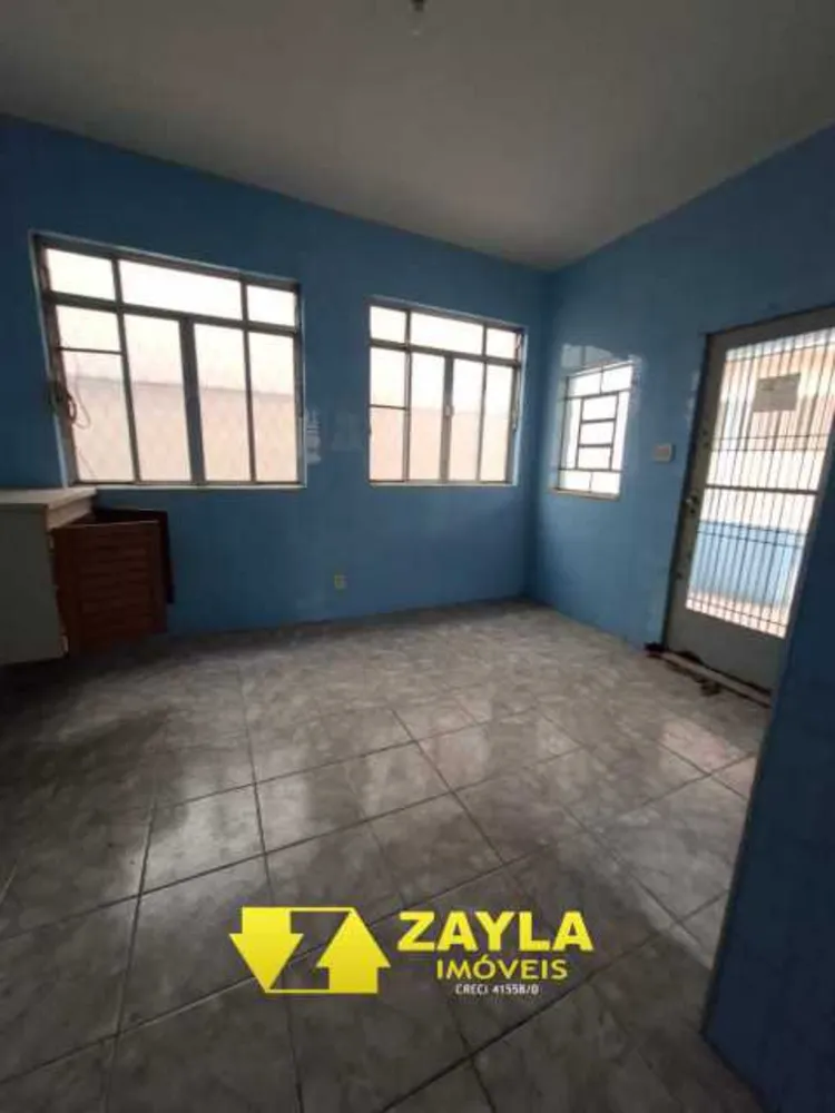 Casa, 4 quartos, 198 m² - Foto 2