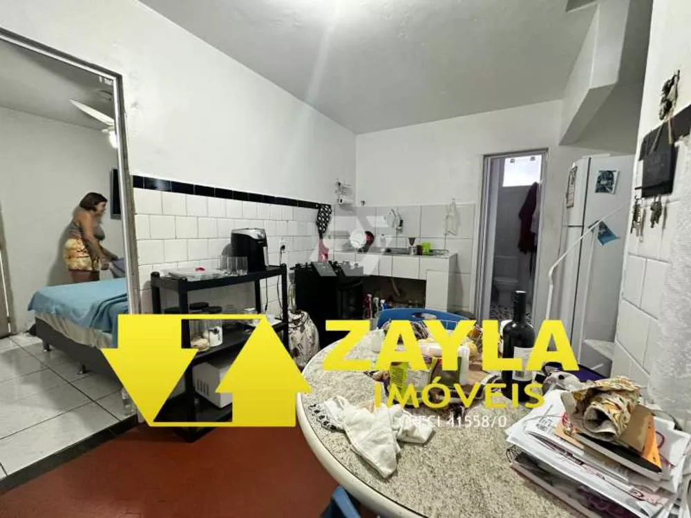 Casa, 6 quartos, 240 m² - Foto 3