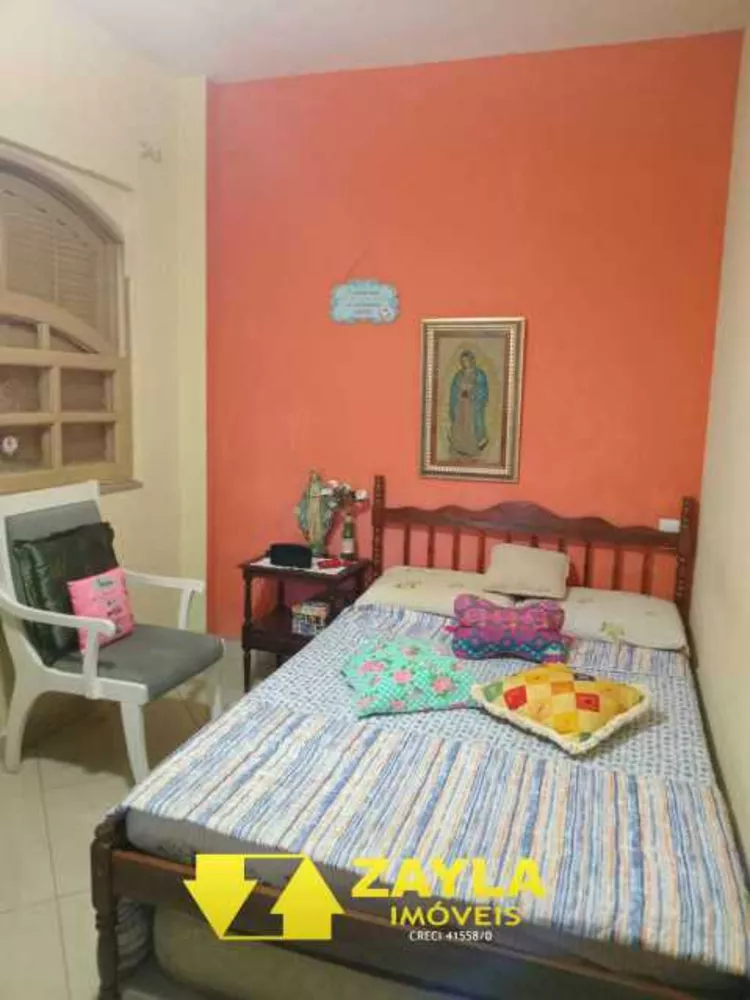 Casa, 4 quartos, 242 m² - Foto 11