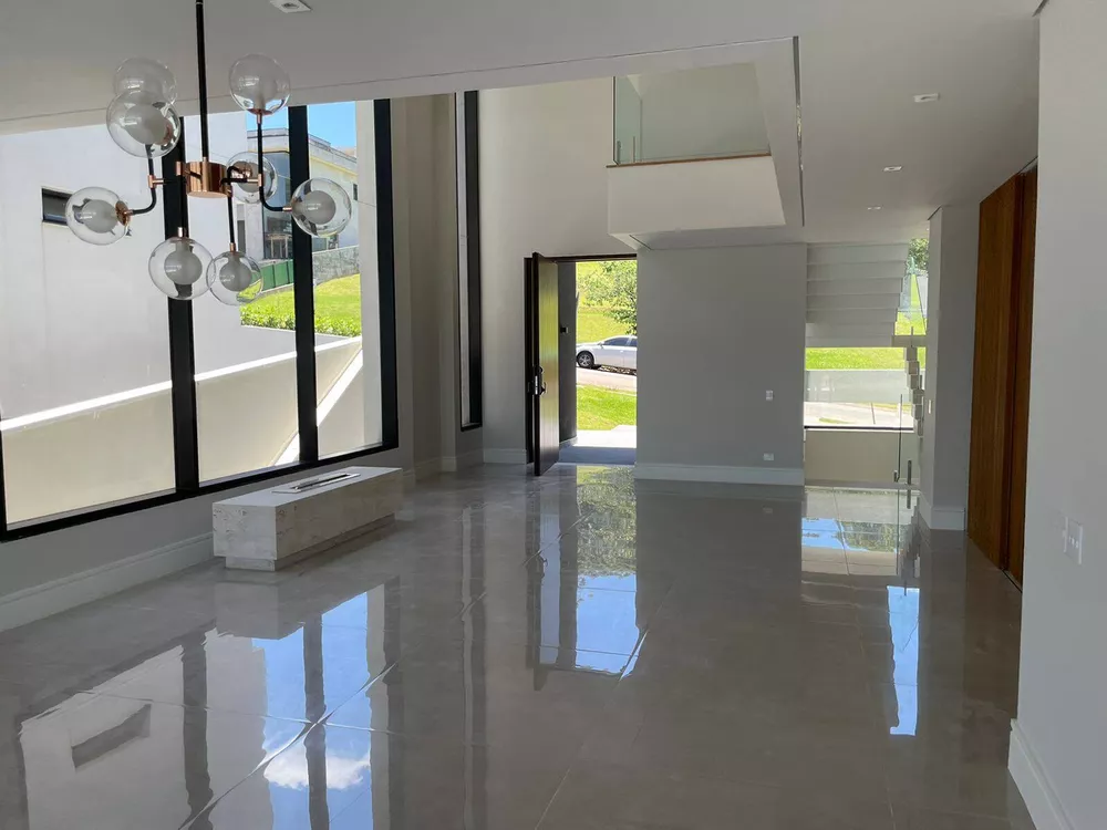 Casa à venda com 4 quartos, 555m² - Foto 4