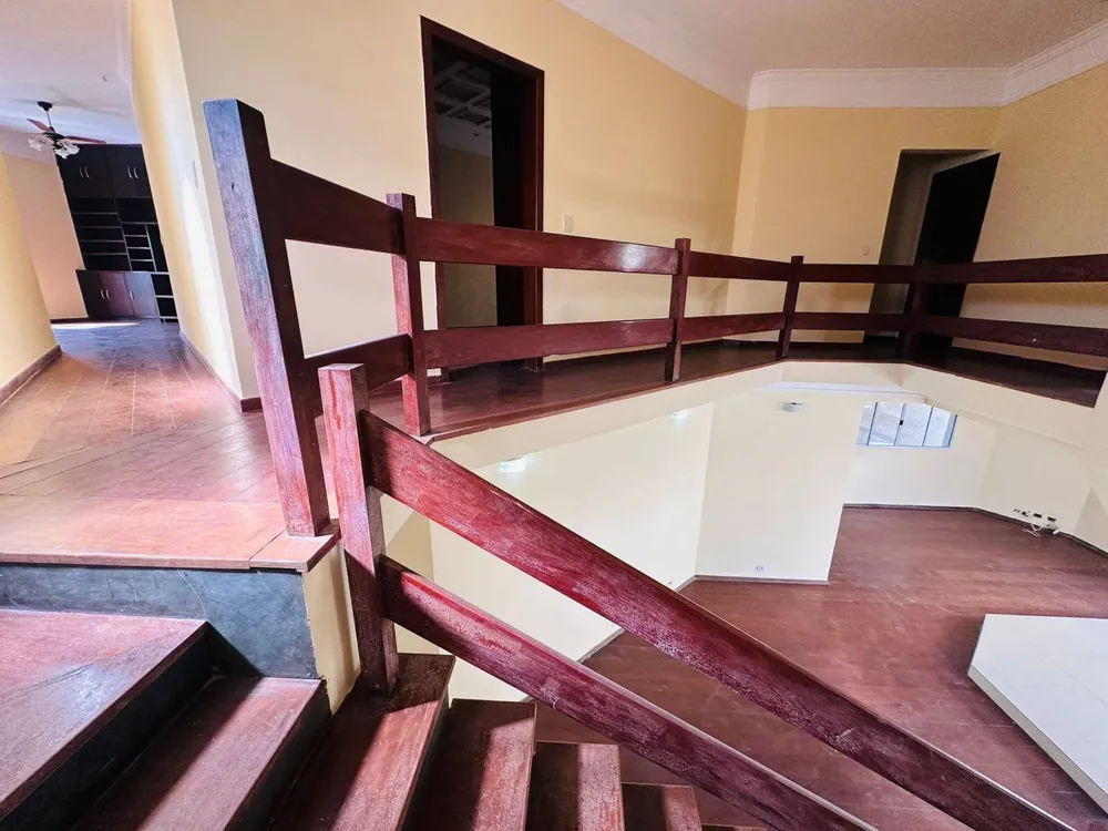 Casa, 4 quartos, 395 m² - Foto 2