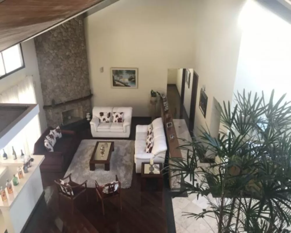 Casa à venda com 4 quartos, 620m² - Foto 10