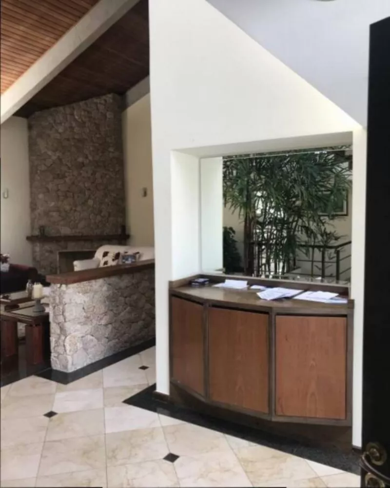 Casa à venda com 4 quartos, 620m² - Foto 8