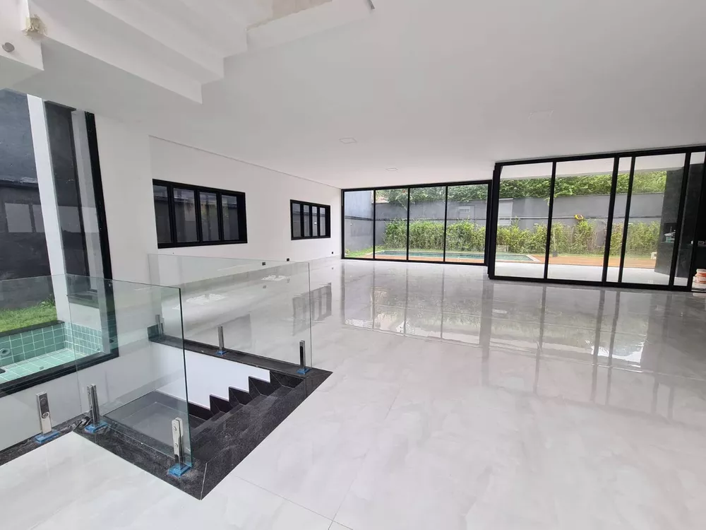 Casa à venda com 4 quartos, 555m² - Foto 3