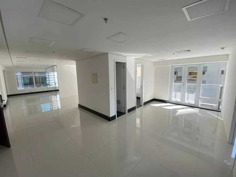 Conjunto Comercial-Sala para alugar com 1 quarto, 130m² - Foto 1