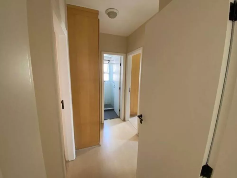 Apartamento para alugar com 3 quartos, 80m² - Foto 9