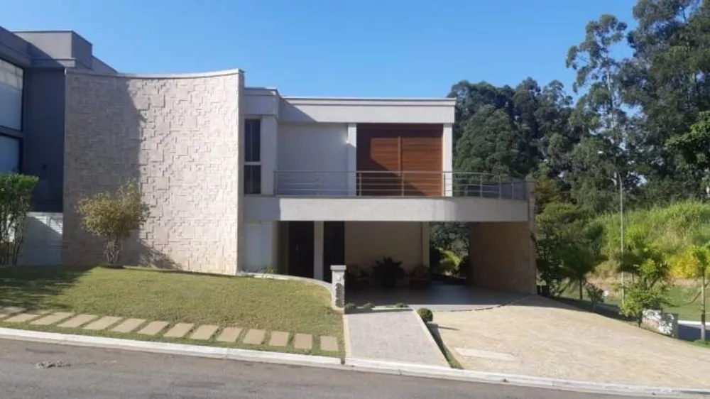 Casa à venda com 3 quartos, 400m² - Foto 1