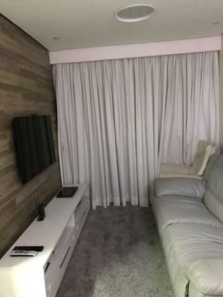 Apartamento à venda com 2 quartos, 62m² - Foto 1