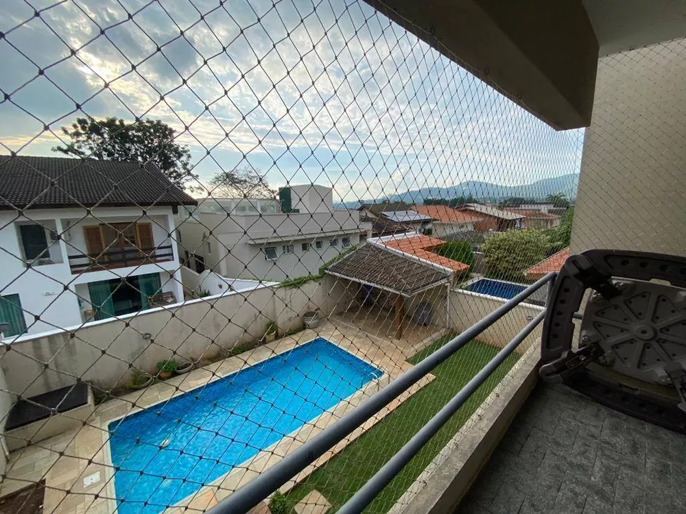 Casa à venda com 4 quartos, 360m² - Foto 8