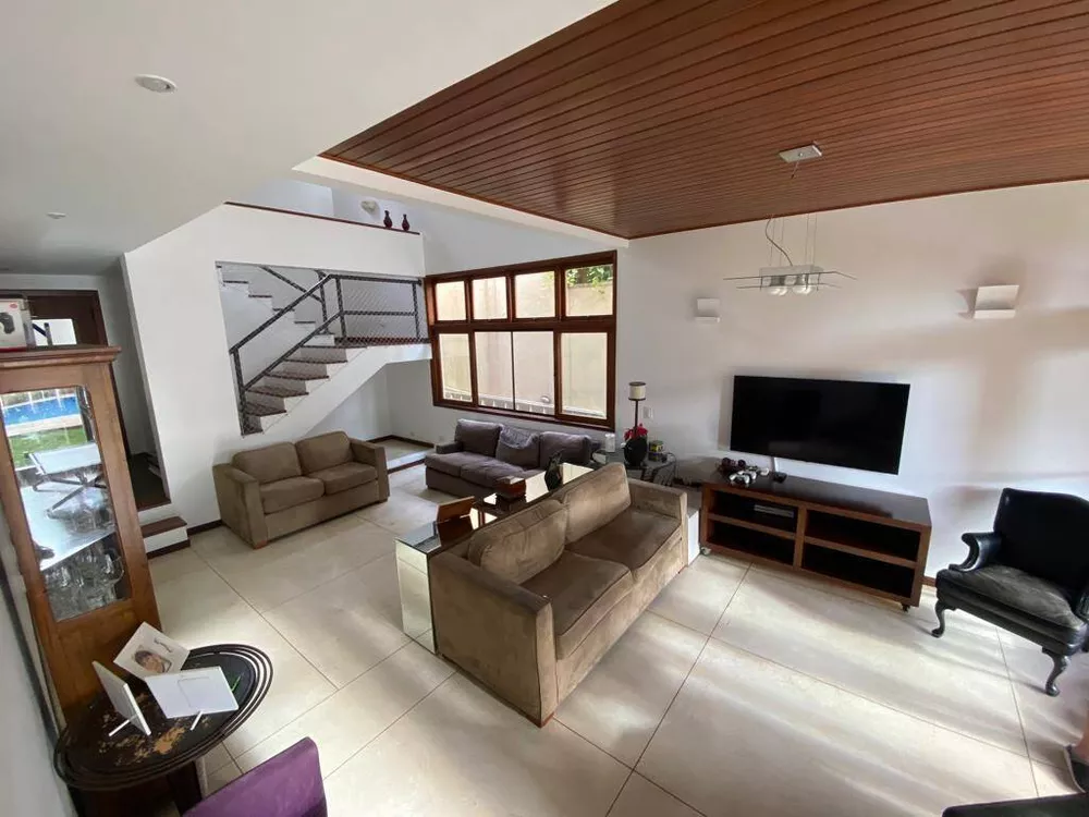 Casa à venda com 4 quartos, 360m² - Foto 5