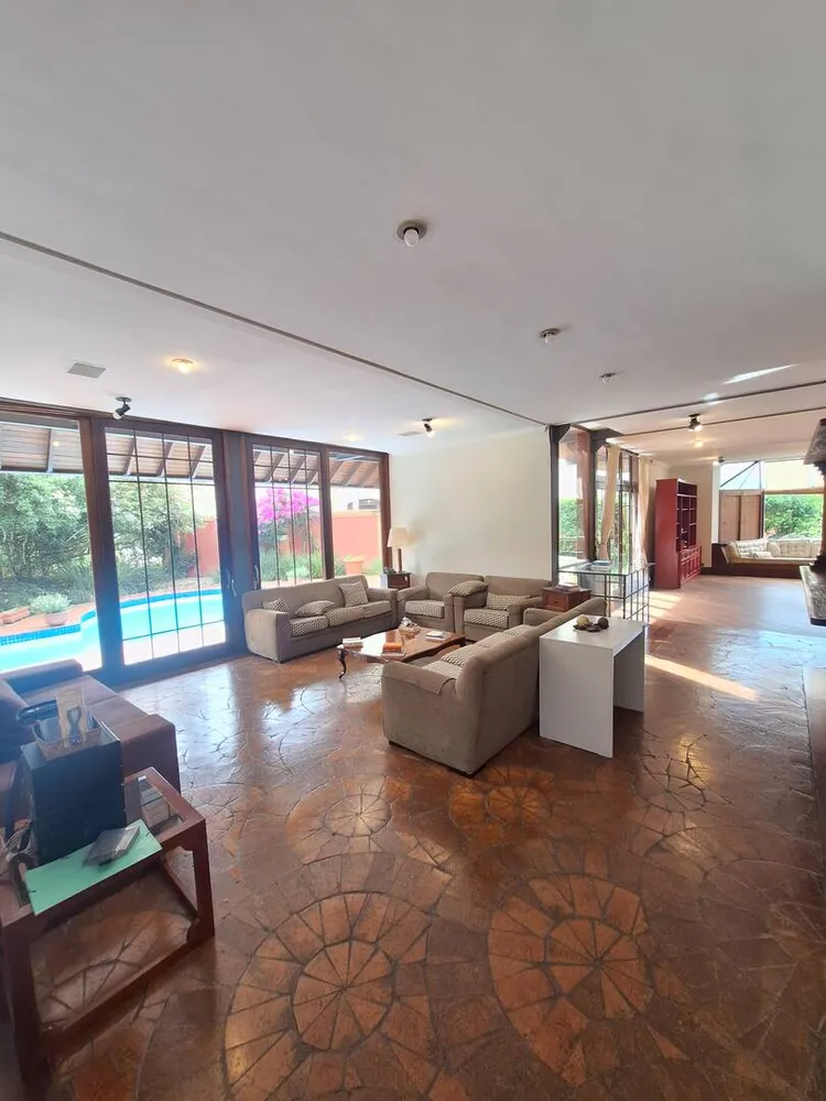 Casa, 4 quartos, 600 m² - Foto 1