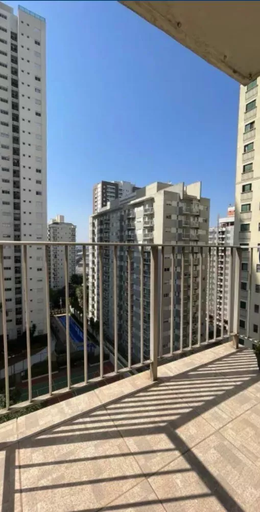 Apartamento à venda com 3 quartos, 95m² - Foto 2