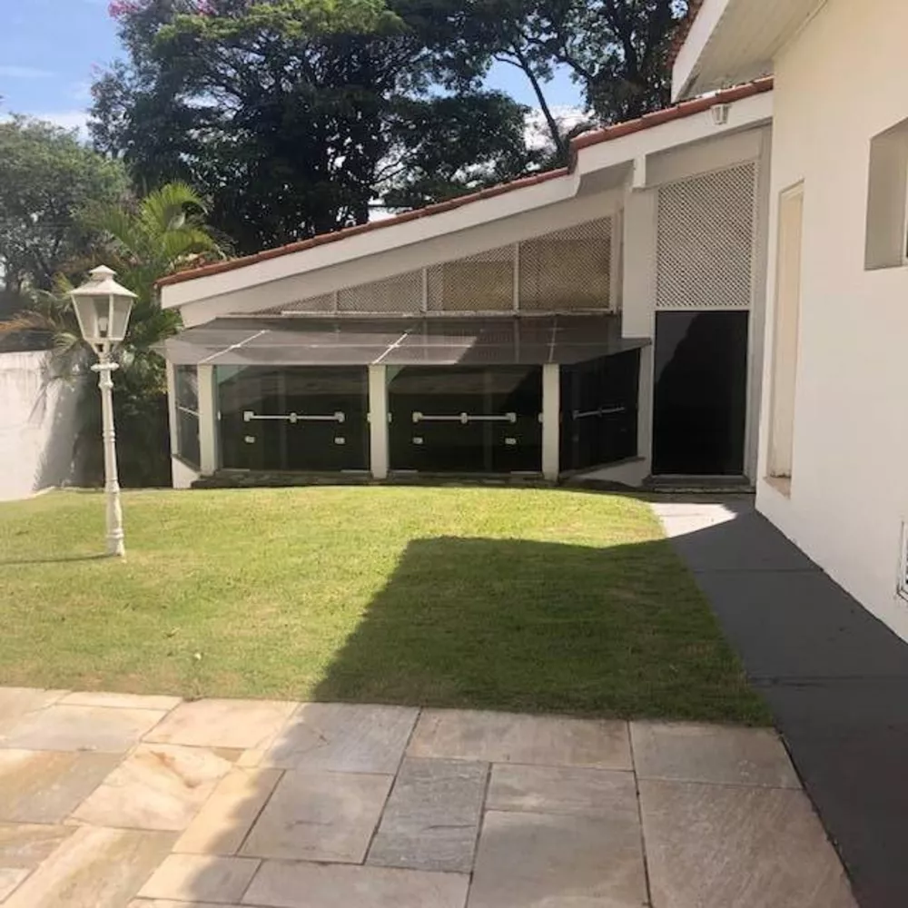 Casa para alugar com 1 quarto, 335m² - Foto 1