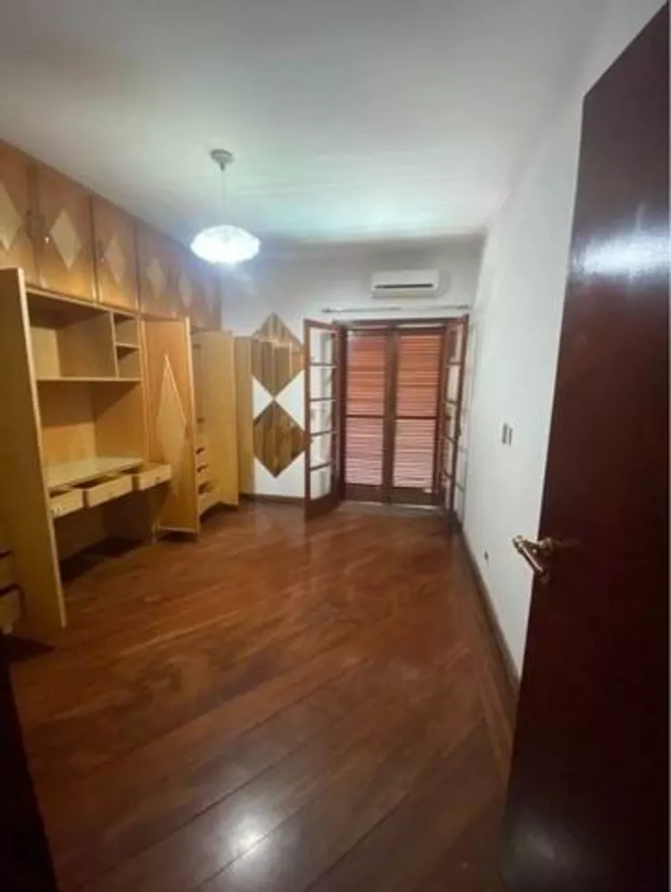 Casa à venda com 4 quartos, 520m² - Foto 4