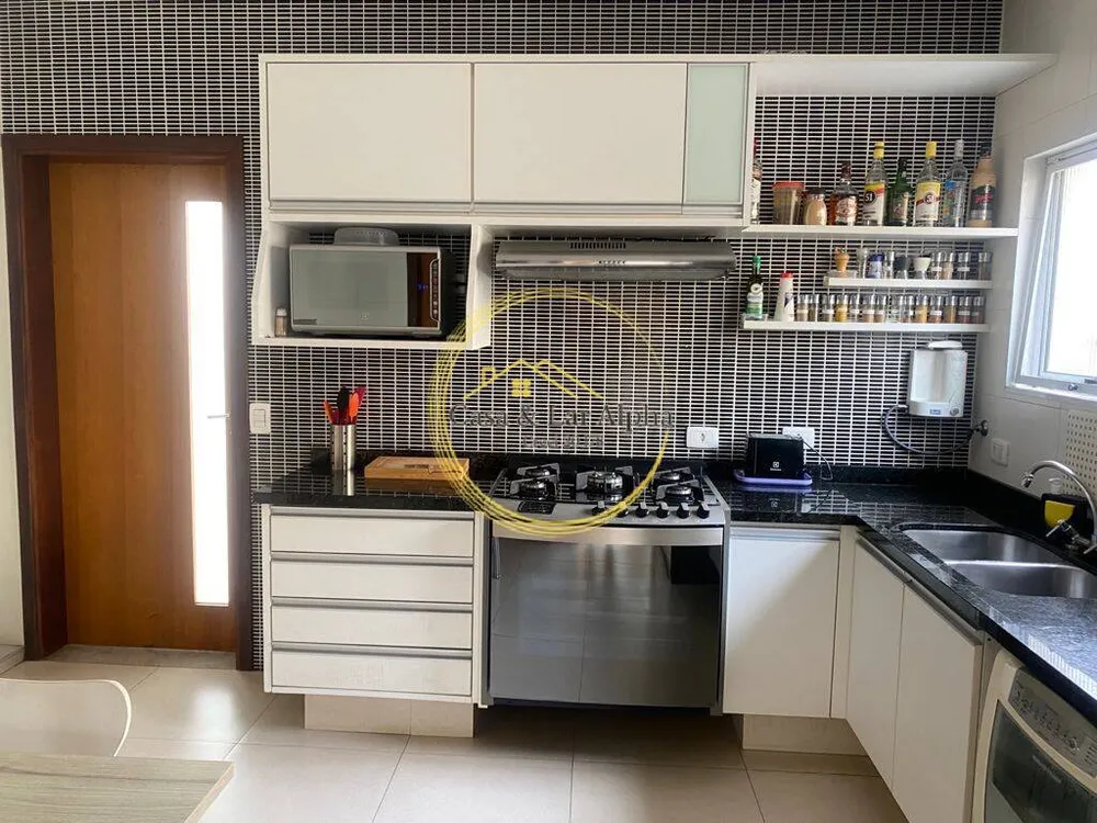 Casa, 4 quartos, 270 m² - Foto 4
