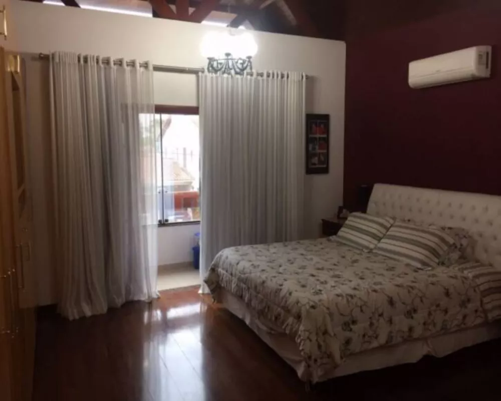 Casa à venda com 4 quartos, 360m² - Foto 7