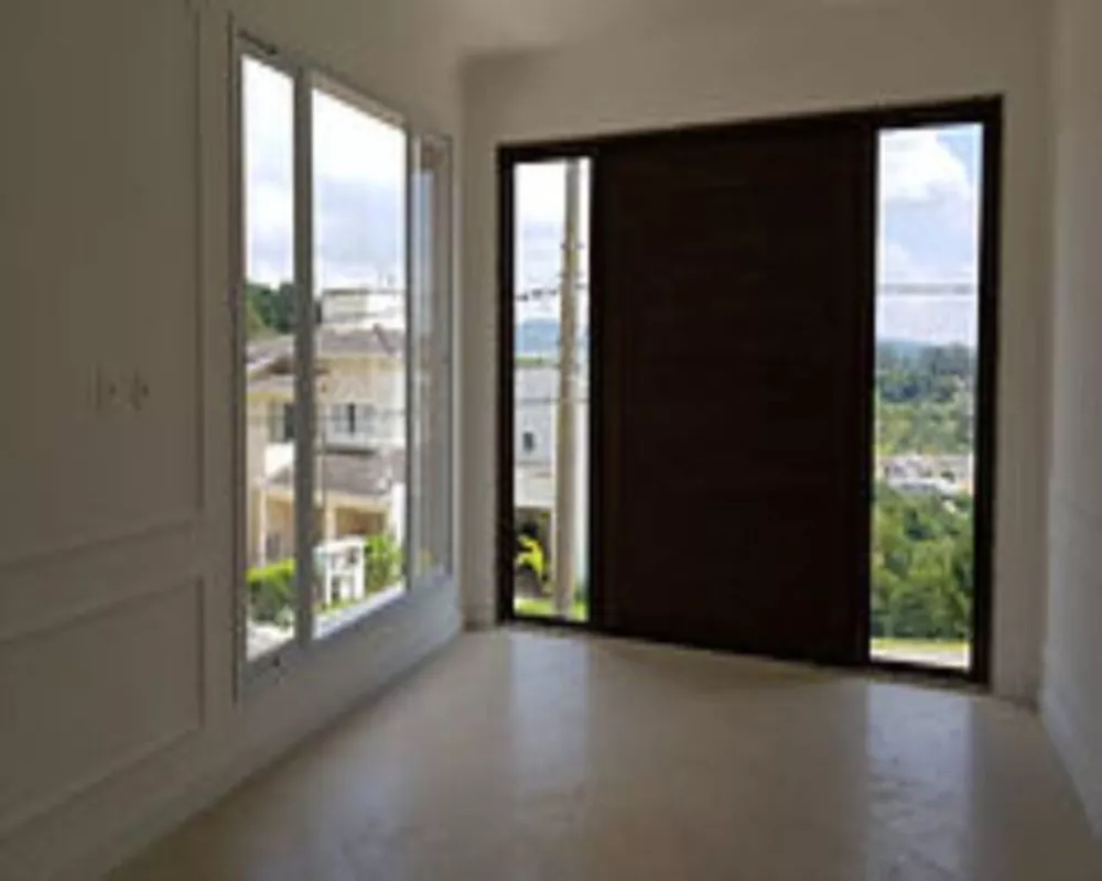 Casa à venda com 3 quartos, 303m² - Foto 7