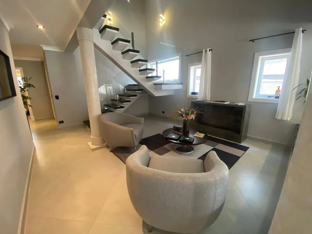 Casa, 3 quartos, 347 m² - Foto 3