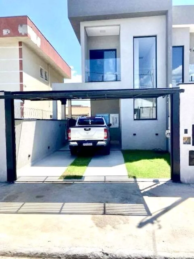 Casa à venda com 3 quartos, 140m² - Foto 2