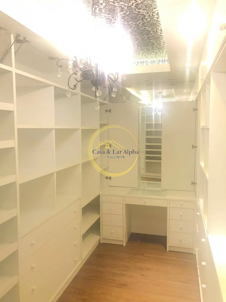 Apartamento, 3 quartos, 252 m² - Foto 2