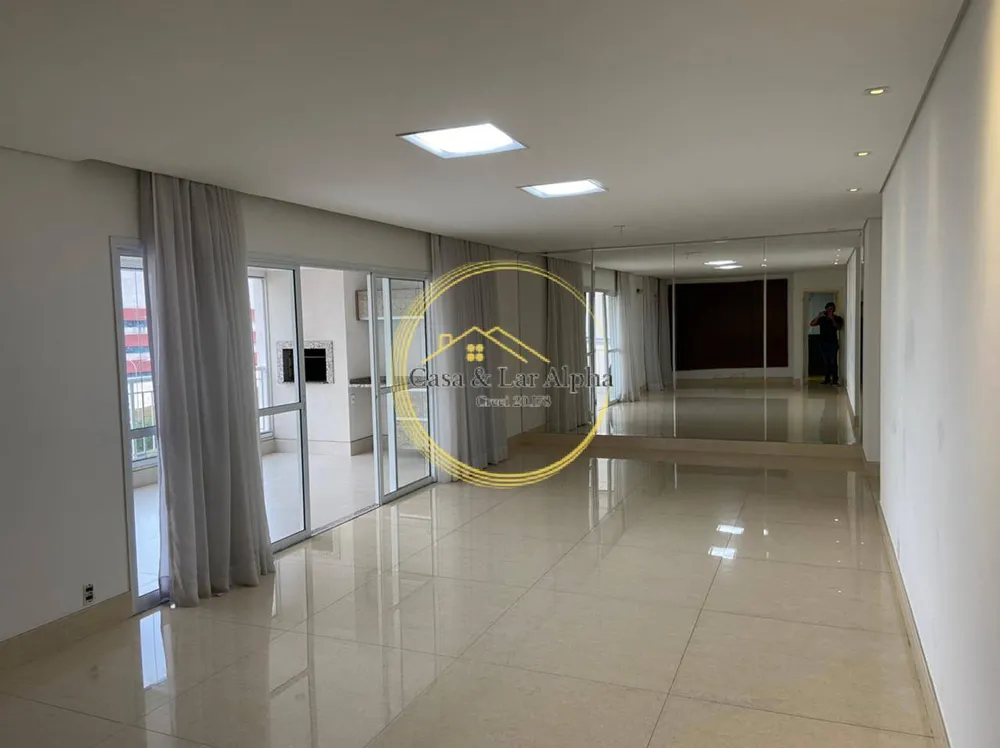 Apartamento, 3 quartos, 158 m² - Foto 2
