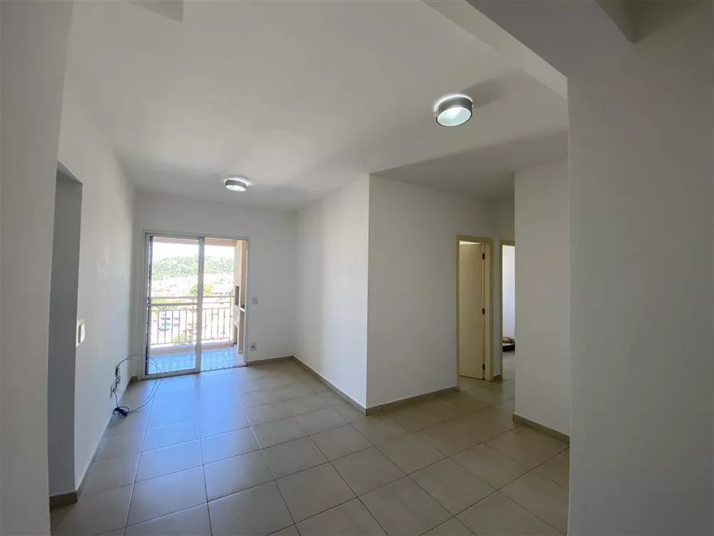 Apartamento à venda com 3 quartos, 212m² - Foto 8