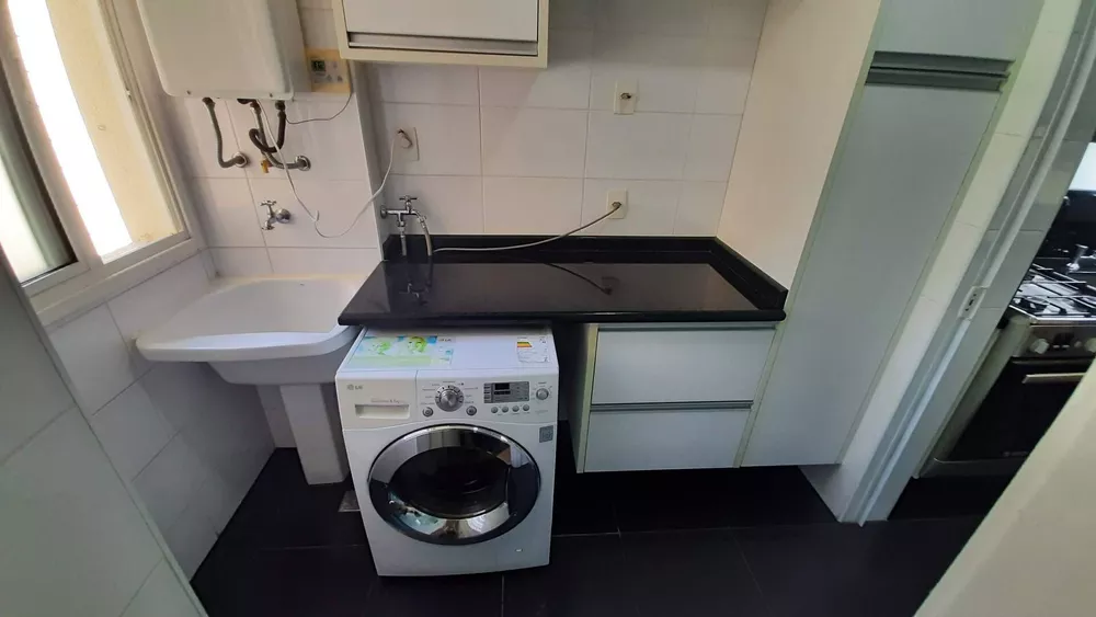 Apartamento para alugar com 3 quartos, 123m² - Foto 4