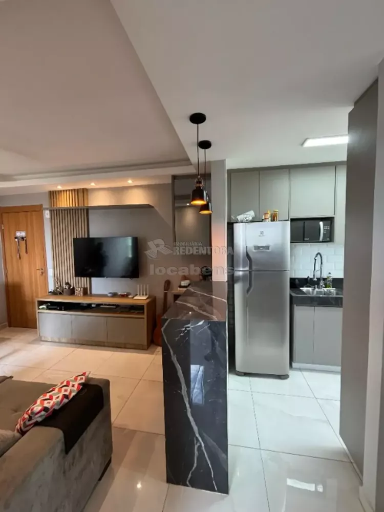 Apartamento à venda com 2 quartos, 45m² - Foto 1