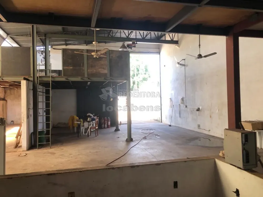 Prédio Inteiro, 200 m² - Foto 1