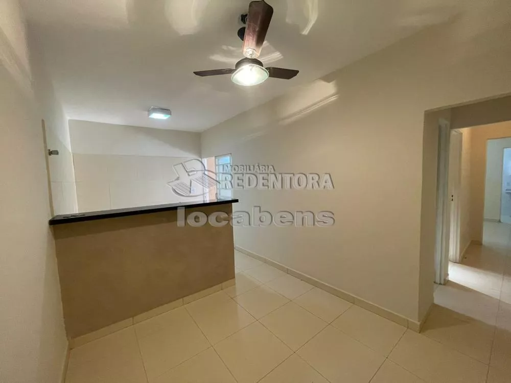 Casa à venda com 5 quartos, 120m² - Foto 2