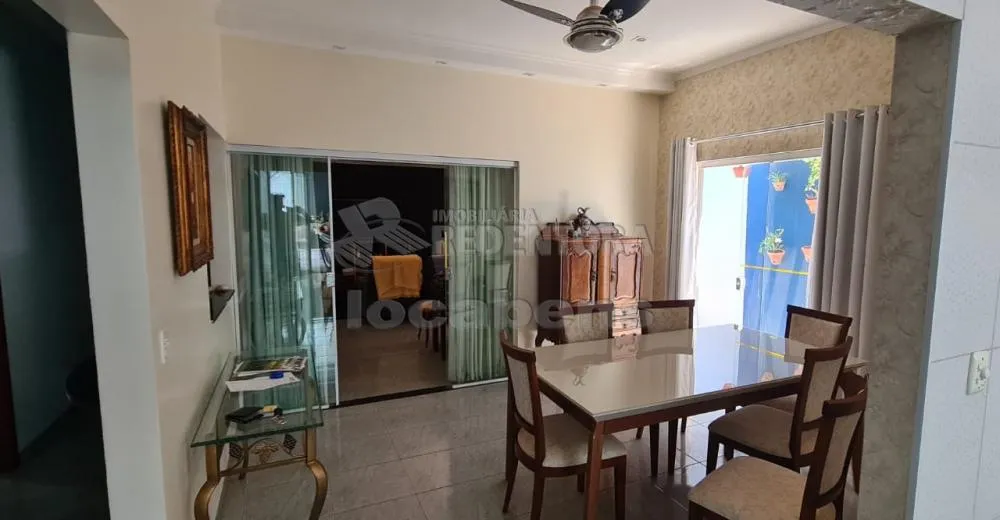 Casa, 3 quartos, 230 m² - Foto 1