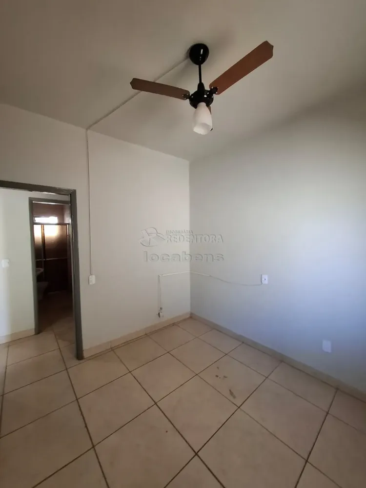 Casa, 6 quartos, 141 m² - Foto 3