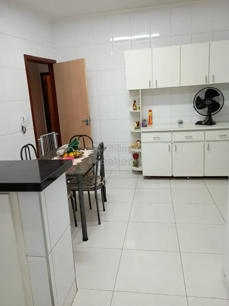 Casa, 4 quartos, 150 m² - Foto 2