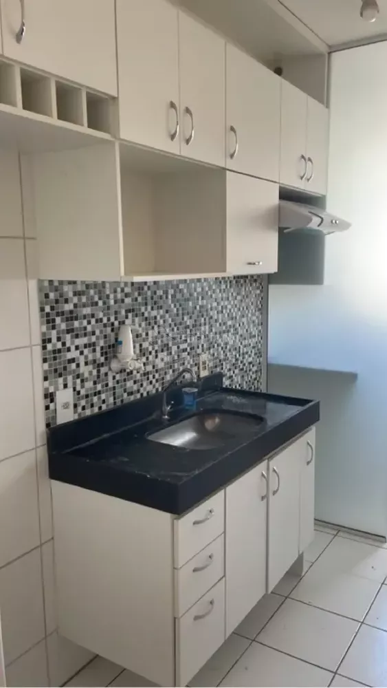 Apartamento à venda com 2 quartos, 48m² - Foto 2