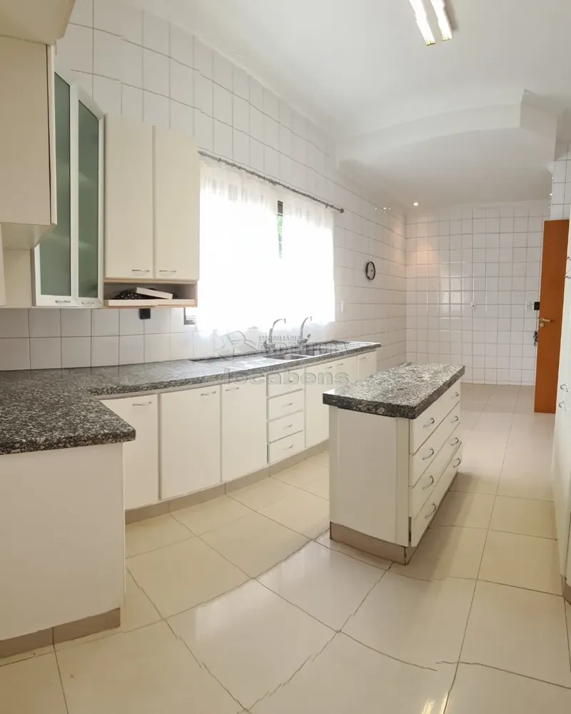 Casa, 3 quartos, 250 m² - Foto 3
