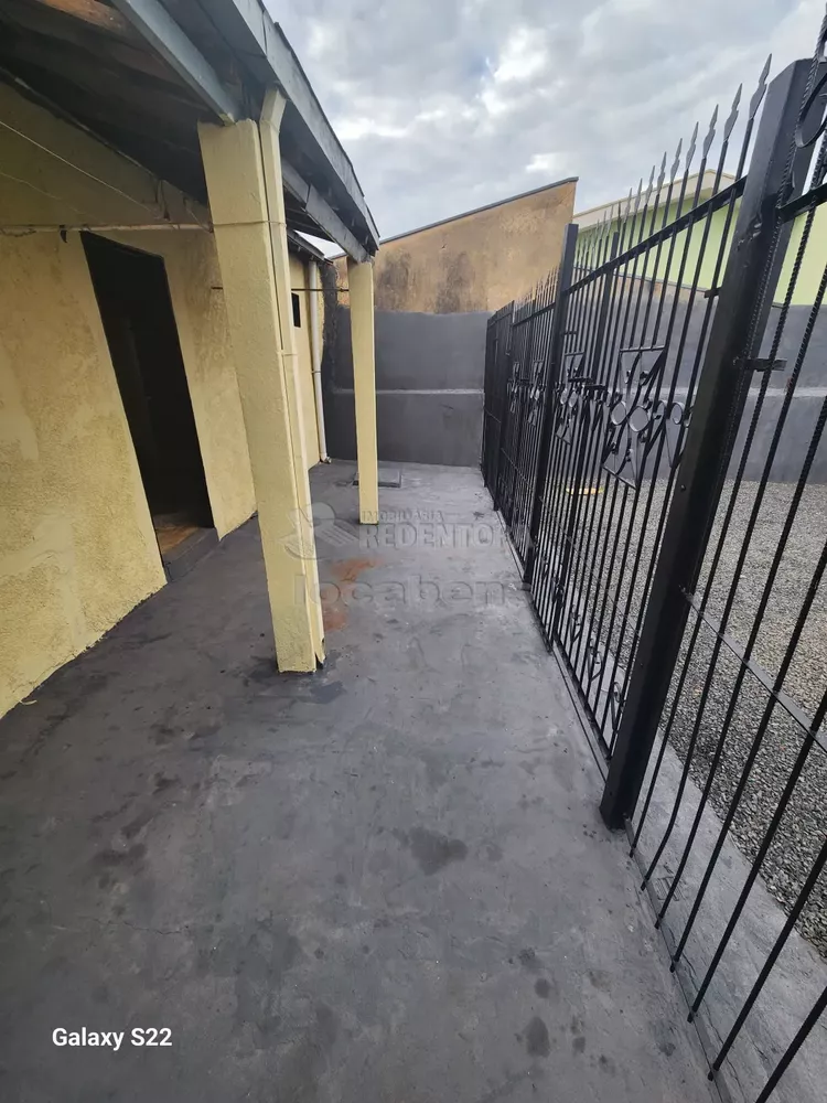 Casa para alugar com 1 quarto, 40m² - Foto 1
