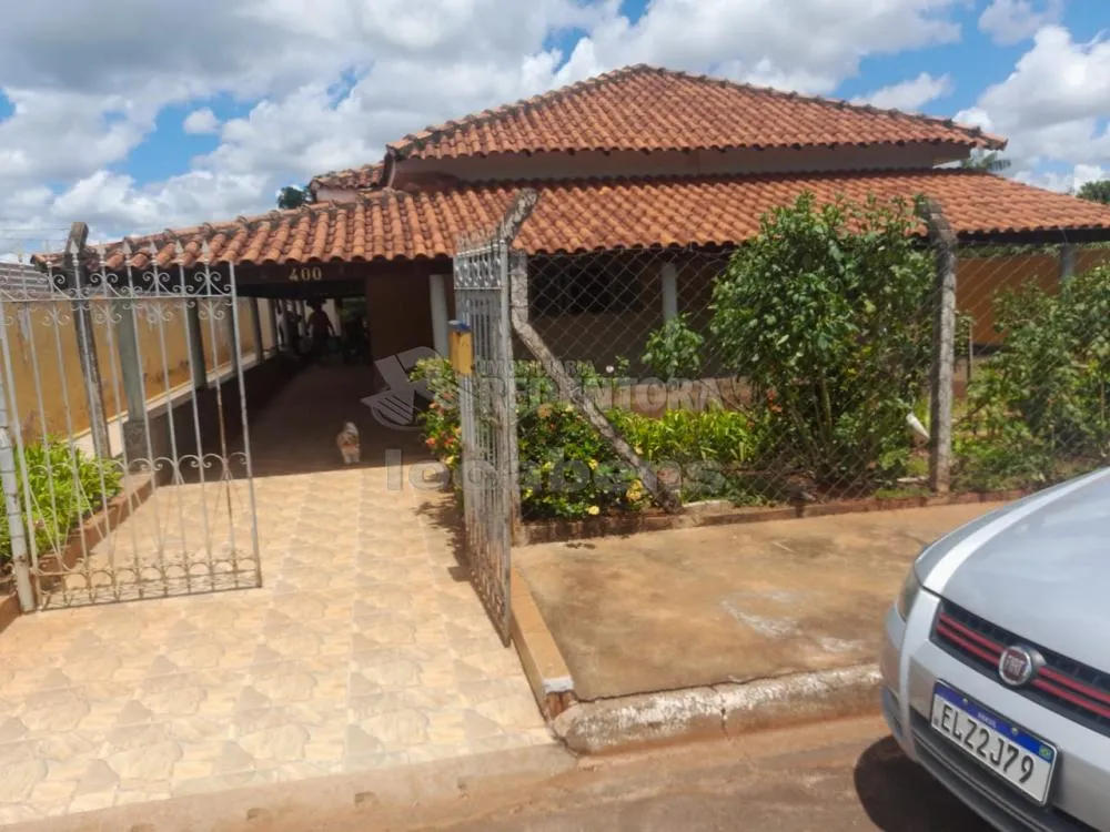 Chácara, 4 quartos, 1000 m² - Foto 1