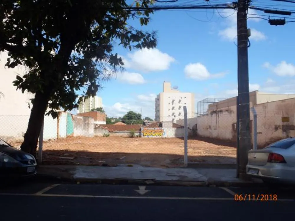 Loteamento e Condomínio, 968 m² - Foto 1
