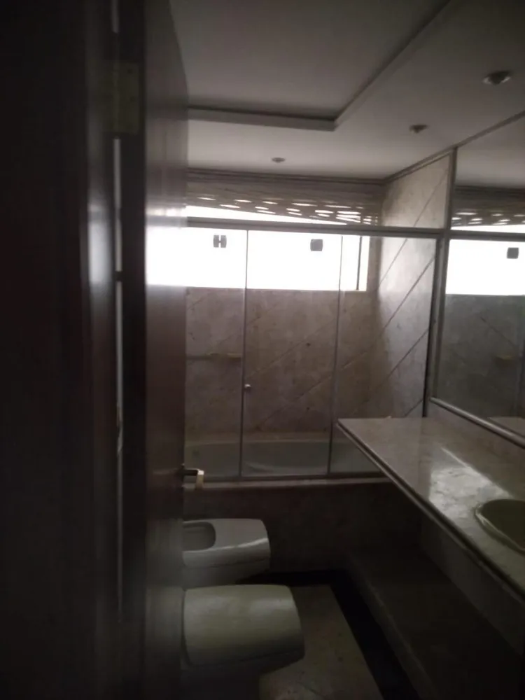 Apartamento, 3 quartos, 215 m² - Foto 3