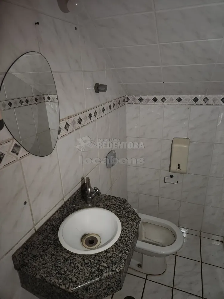 Sobrado, 3 quartos, 242 m² - Foto 2