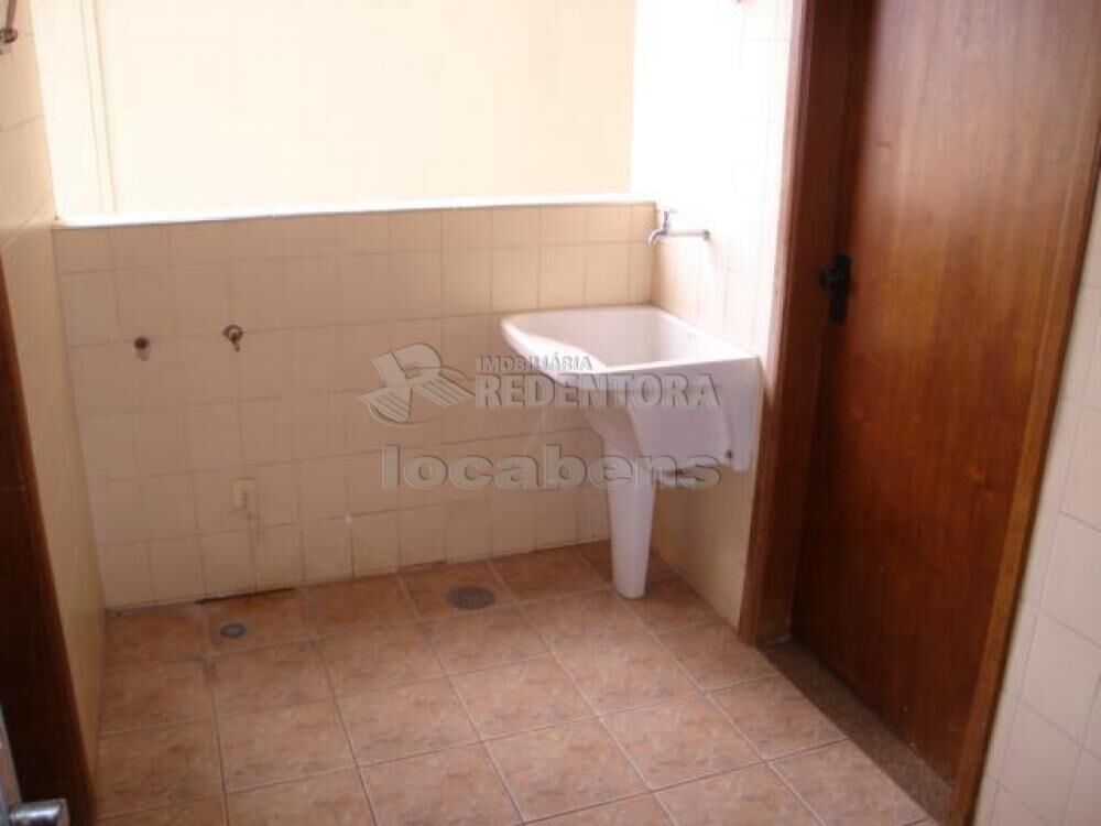 Apartamento à venda com 3 quartos, 156m² - Foto 8