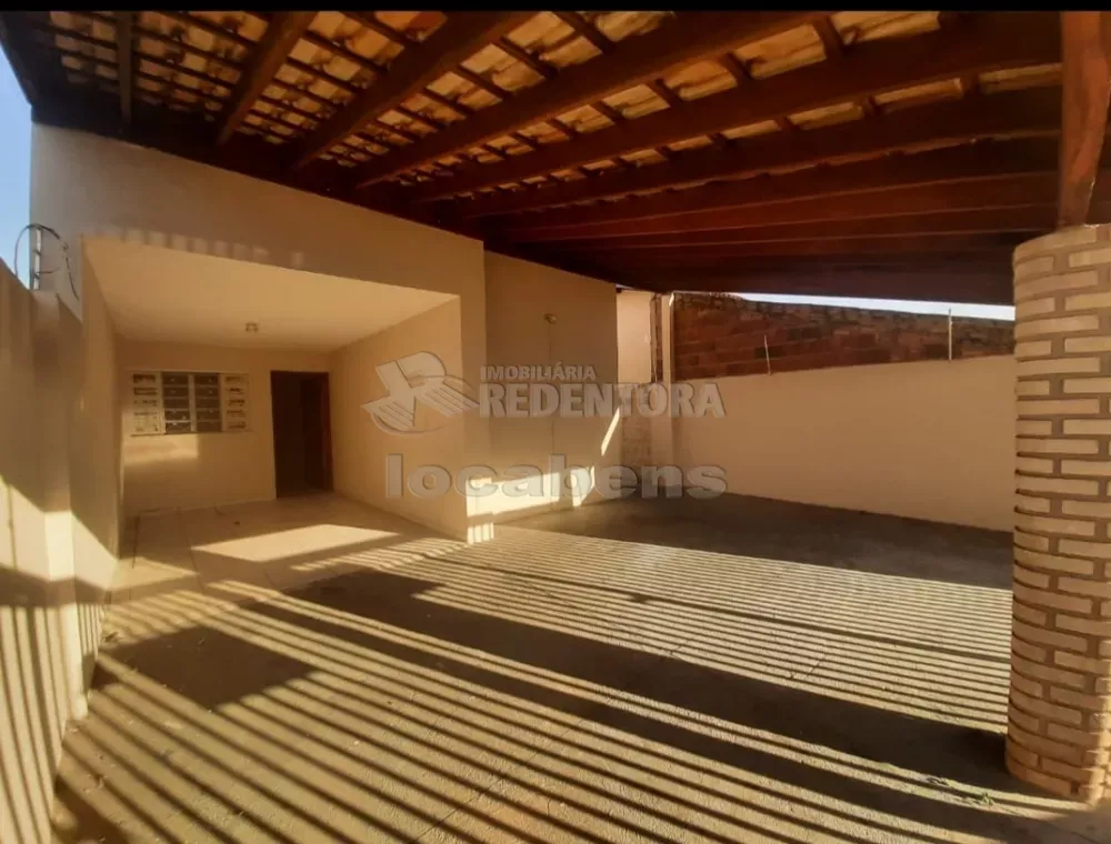 Casa à venda com 2 quartos, 178m² - Foto 2