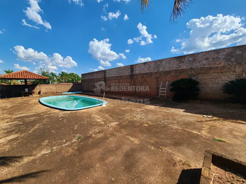 Chácara, 2 quartos, 2000 m² - Foto 1