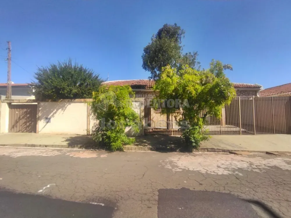 Casa, 4 quartos, 250 m² - Foto 1