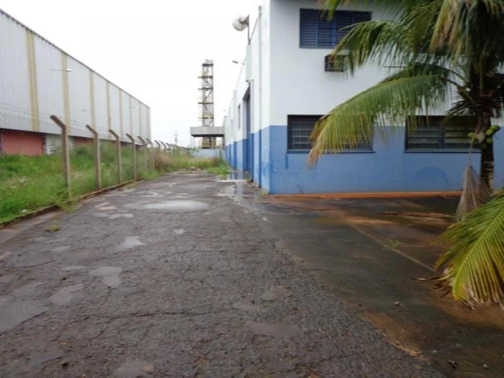 Prédio Inteiro, 1000 m² - Foto 1