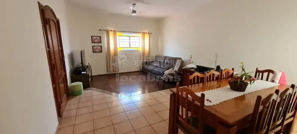 Casa, 4 quartos, 218 m² - Foto 3