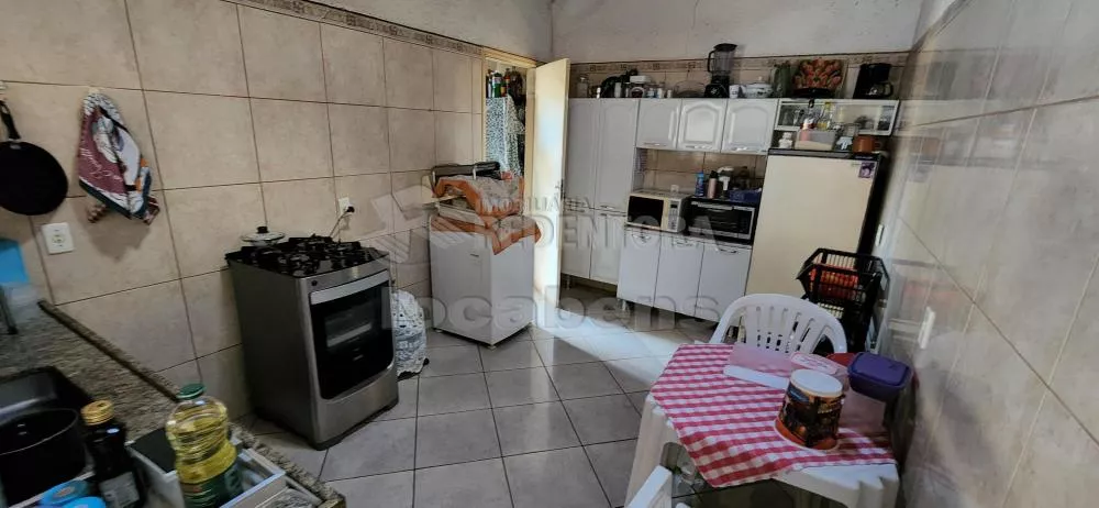 Casa à venda com 3 quartos, 150m² - Foto 4